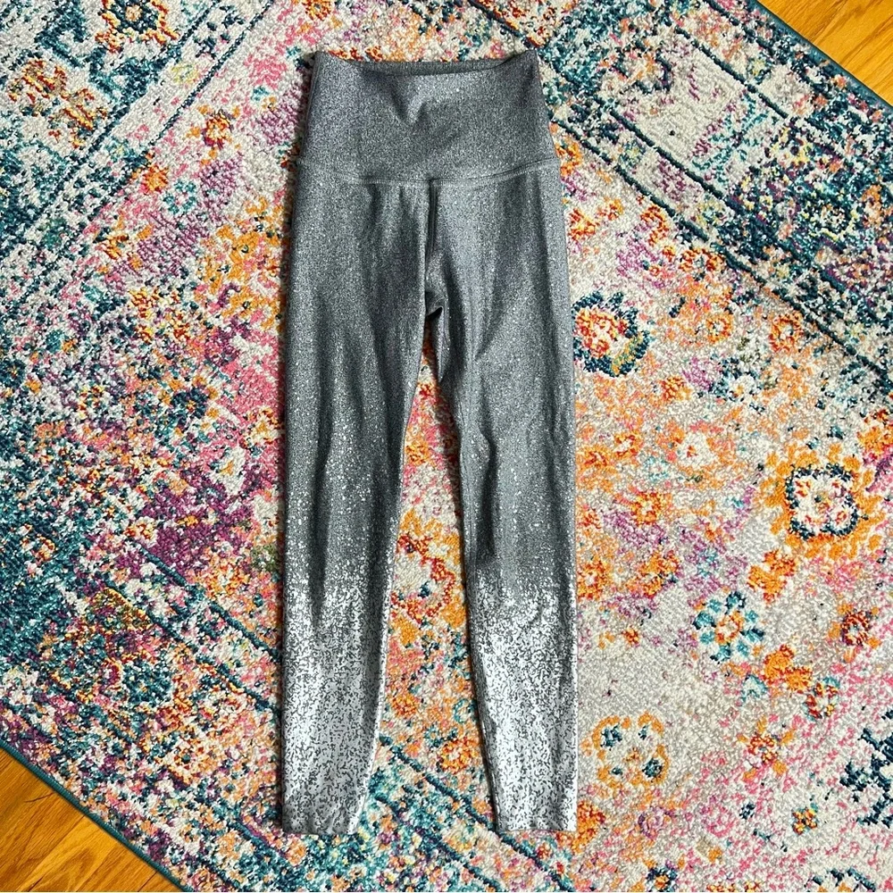 Beyond Yoga lustrous silver
